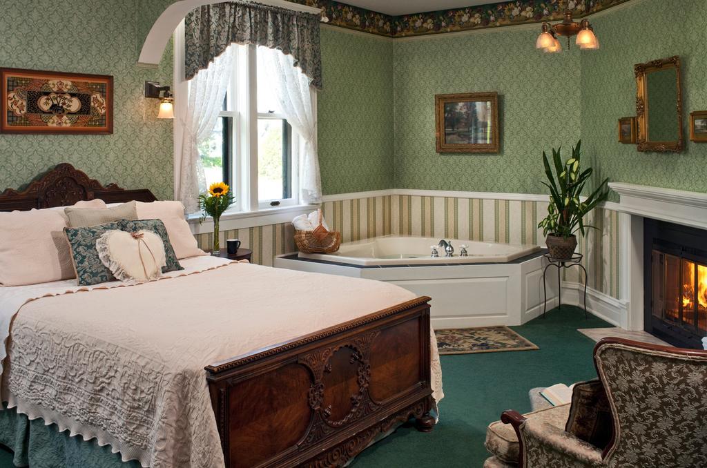 Old Rittenhouse Inn Bayfield Phòng bức ảnh